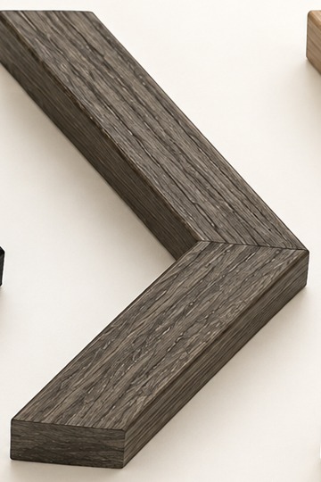 Pine frame moulding sample